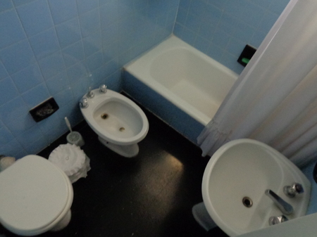 Muy buen depto de 2 amb con balcón en Villa Crespo. — foto 3