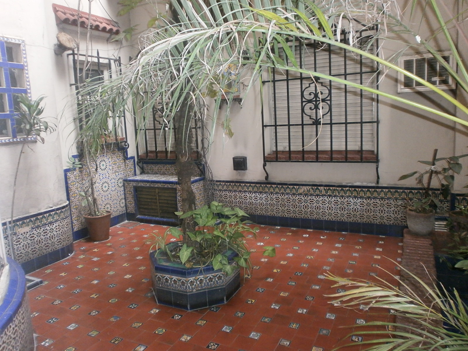 Muy buen depto de 2 amb amplios en el Centro.