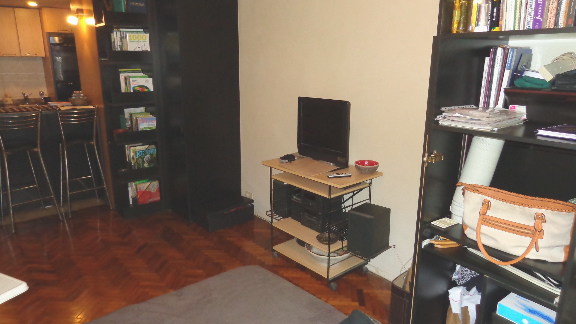 Barrio Norte Depto. Frente Balcón U$S80000. Yurgel Propiedades 4522-5786/ 15-5058-3393. — foto 5