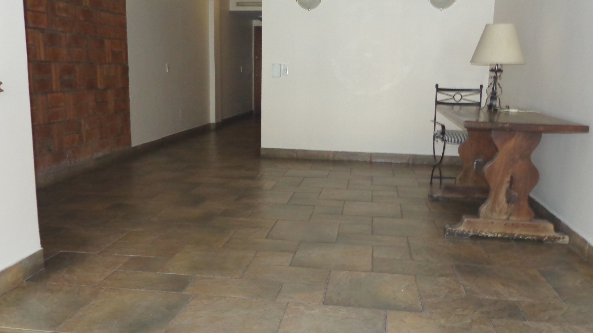 Barrio Norte Depto. Frente Balcón U$S80000. Yurgel Propiedades 4522-5786/ 15-5058-3393. — foto 7