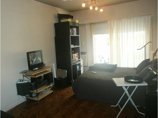 Barrio Norte Depto. Frente Balcón U$S80000. Yurgel Propiedades 4522-5786/ 15-5058-3393. — foto 8