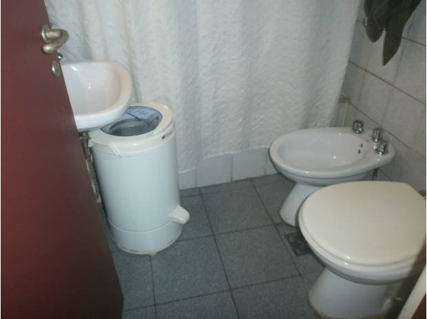 Barrio Norte Depto. Frente Balcón U$S80000. Yurgel Propiedades 4522-5786/ 15-5058-3393. — foto 9