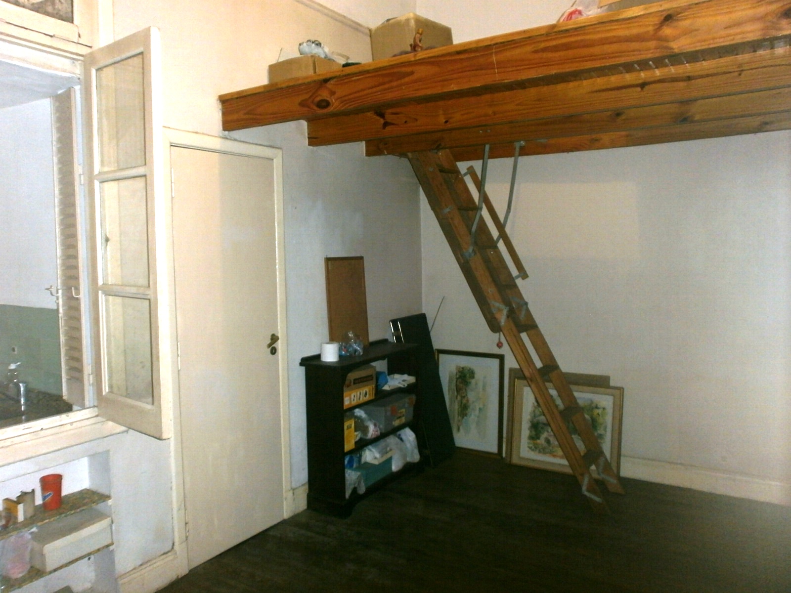 Muy buen depto de 2 amb amplios con patio estilo antiguo, apto profesional. — foto 3
