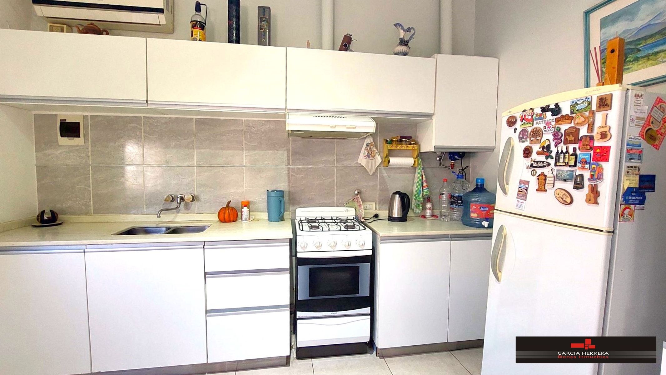Casa de 2 DORMIT. Impecable en Exc. Ubicación en San Antonio de Arredondo. — foto 4