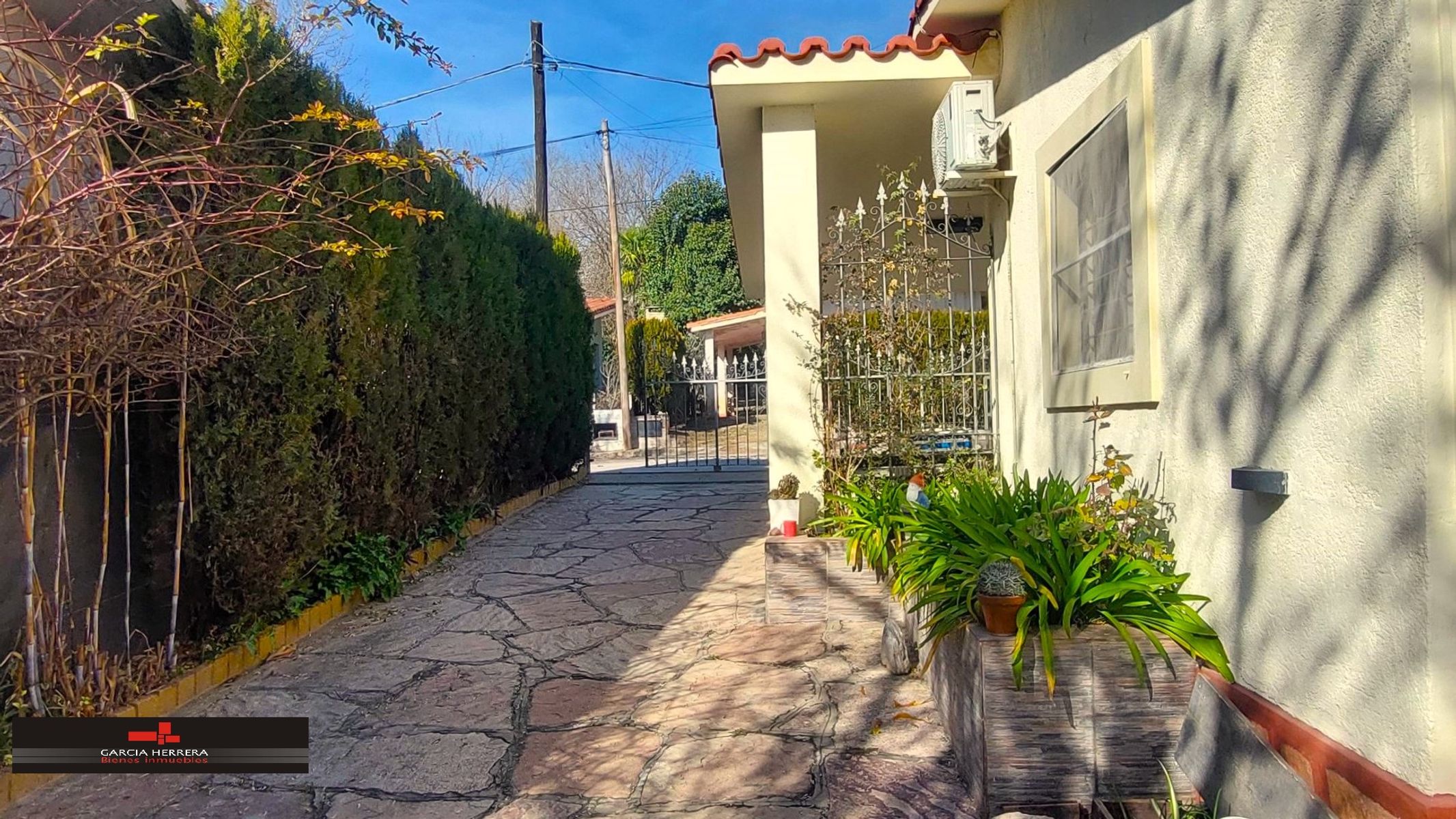 Casa de 2 DORMIT. Impecable en Exc. Ubicación en San Antonio de Arredondo. — foto 12
