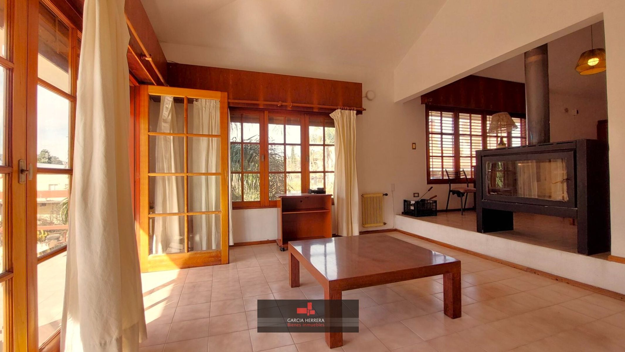 CASA MULTIFAMILIAR EN VENTA EN CARLOS PAZ - 3
