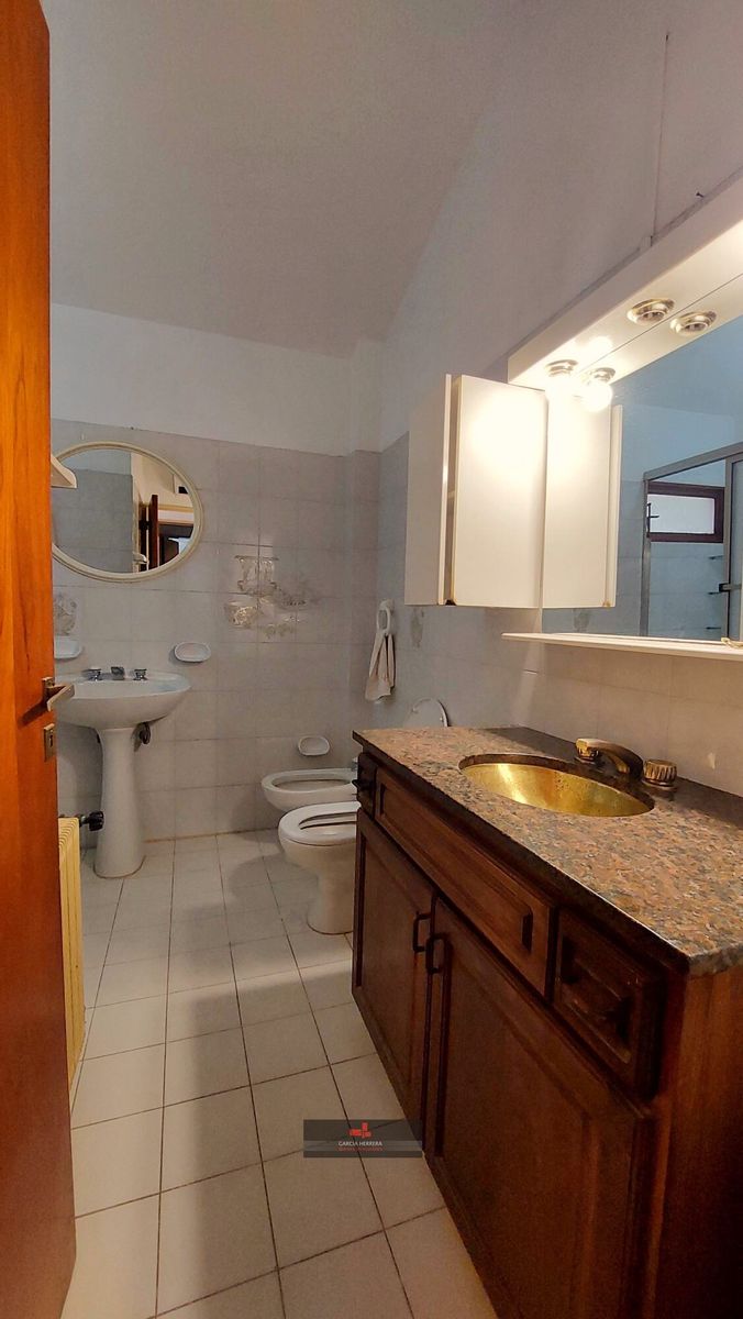 CASA MULTIFAMILIAR EN VENTA EN CARLOS PAZ - 8