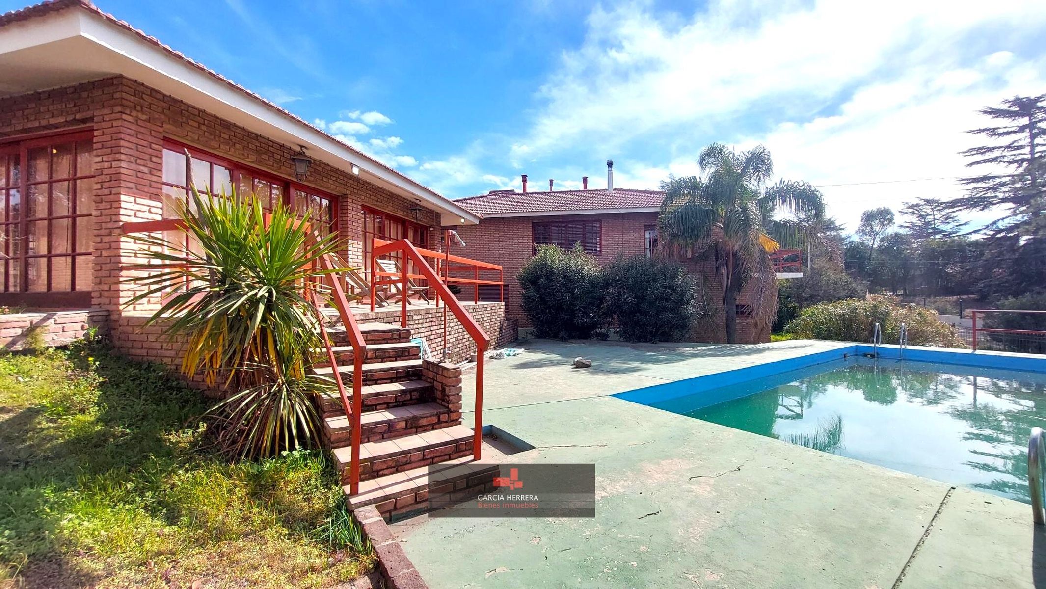 CASA MULTIFAMILIAR EN VENTA EN CARLOS PAZ - 12