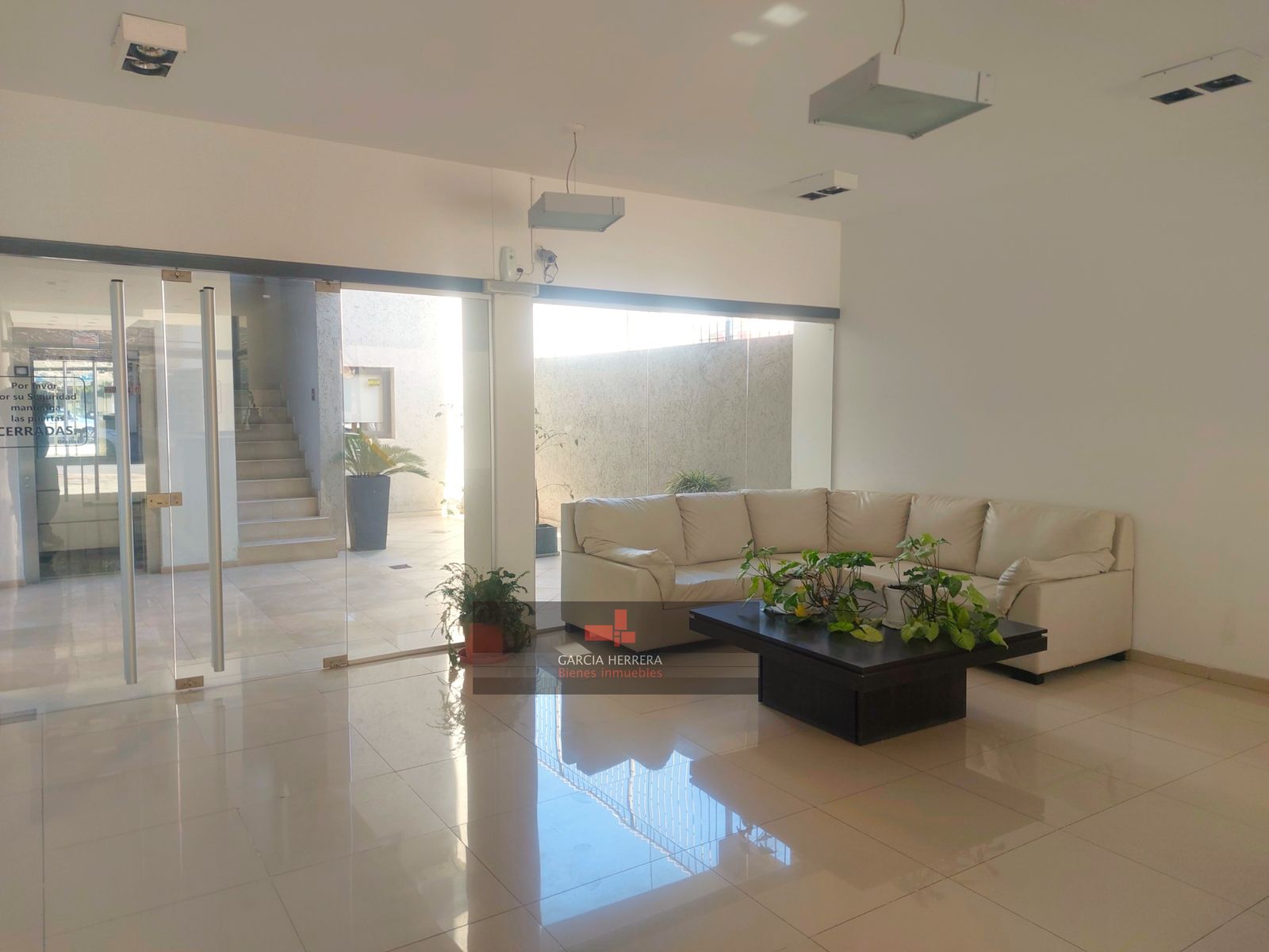 Depto. 2 DORM Balcon Amoblamiento COCHERA y Pileta. - 2