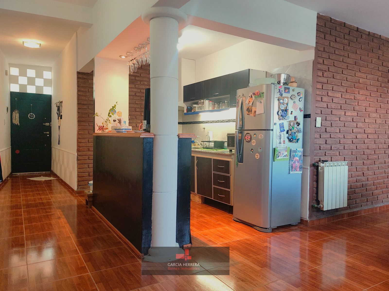 1 DORMITORIO - AMPLIO, CON PATIO y COCHERA. — foto 6