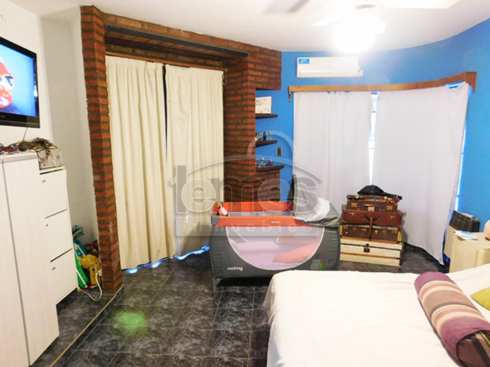 Casa Butalo a pasos de Av.Perón — foto 5