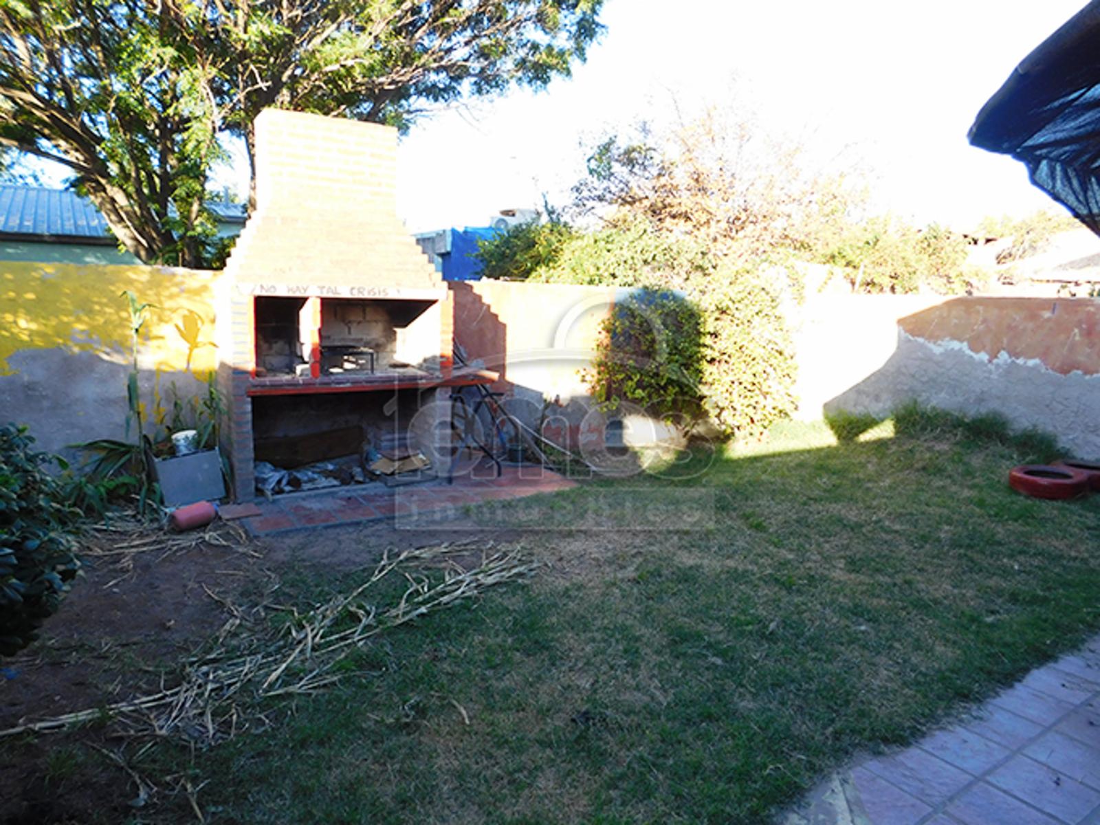 Casa Butalo a pasos de Av.Perón — foto 10