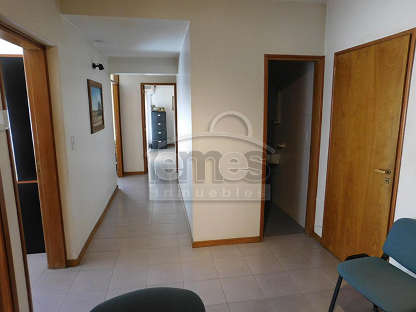 Venta o permuta de oficinas céntricas - 3