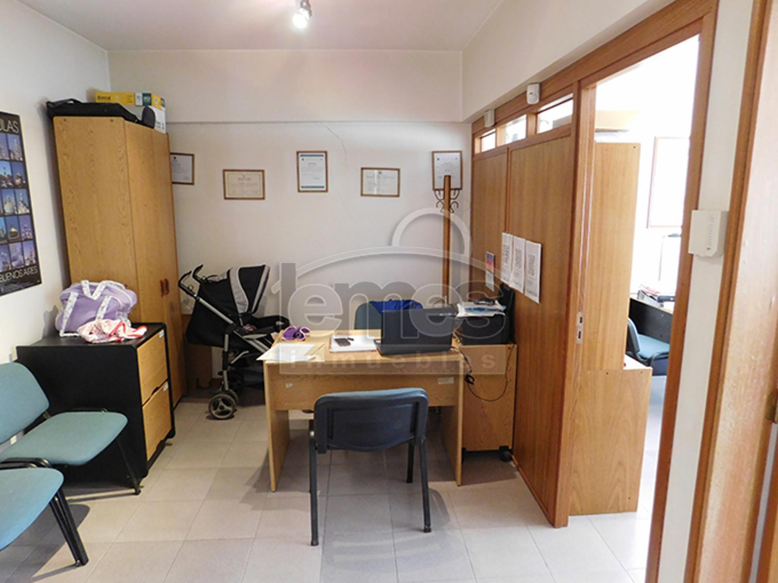 Venta o permuta de oficinas céntricas - 4