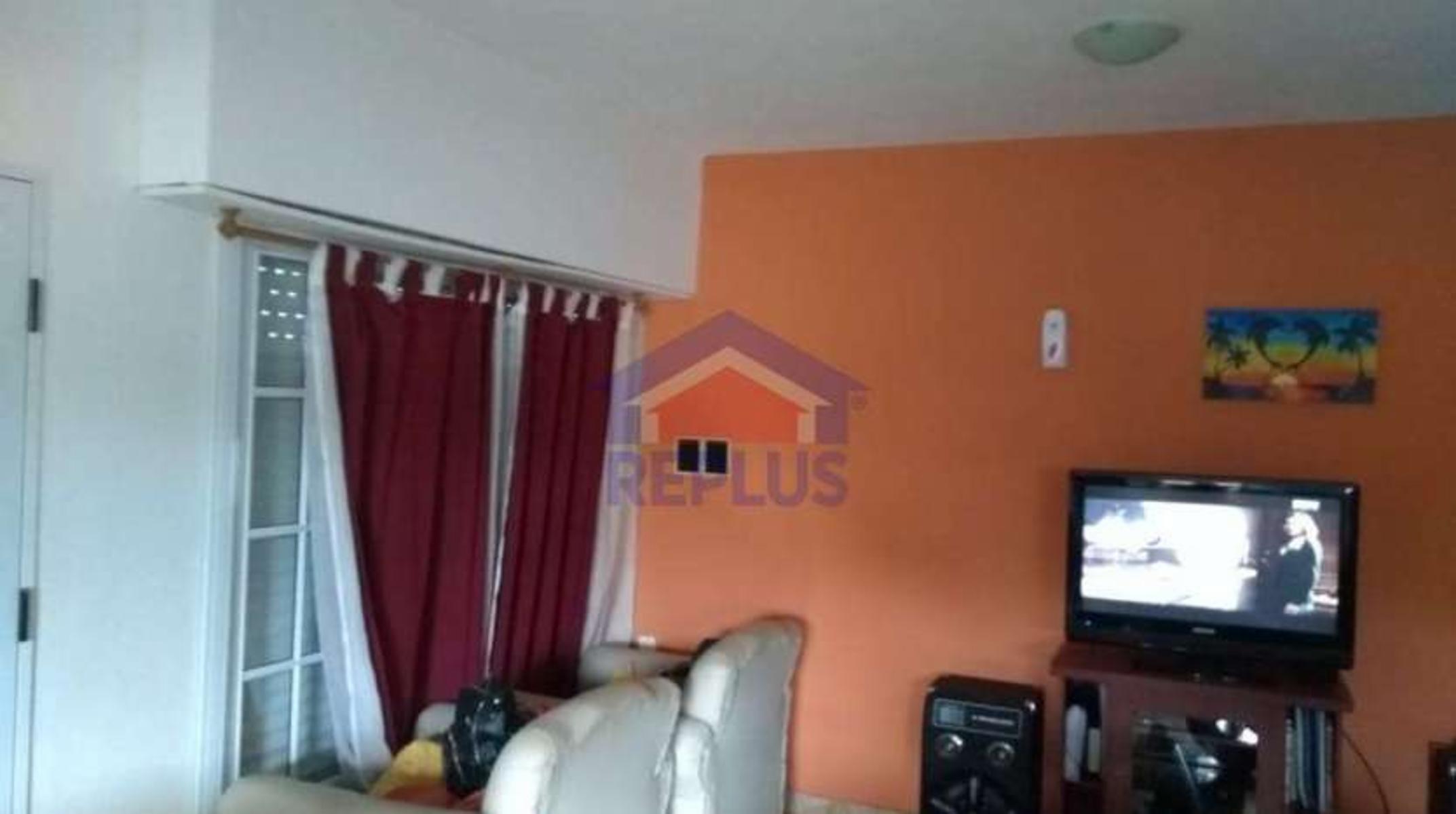 CASA EN VENTA EN LINCOLN - 2