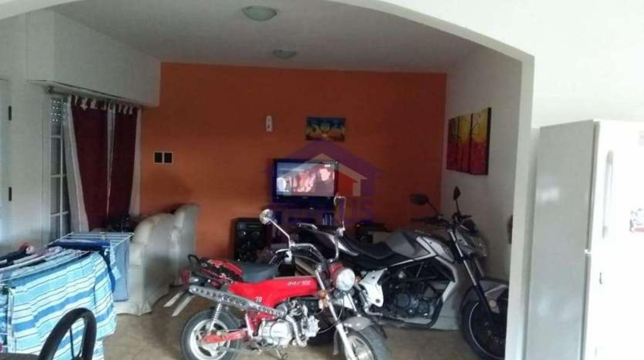 CASA EN VENTA EN LINCOLN - 10