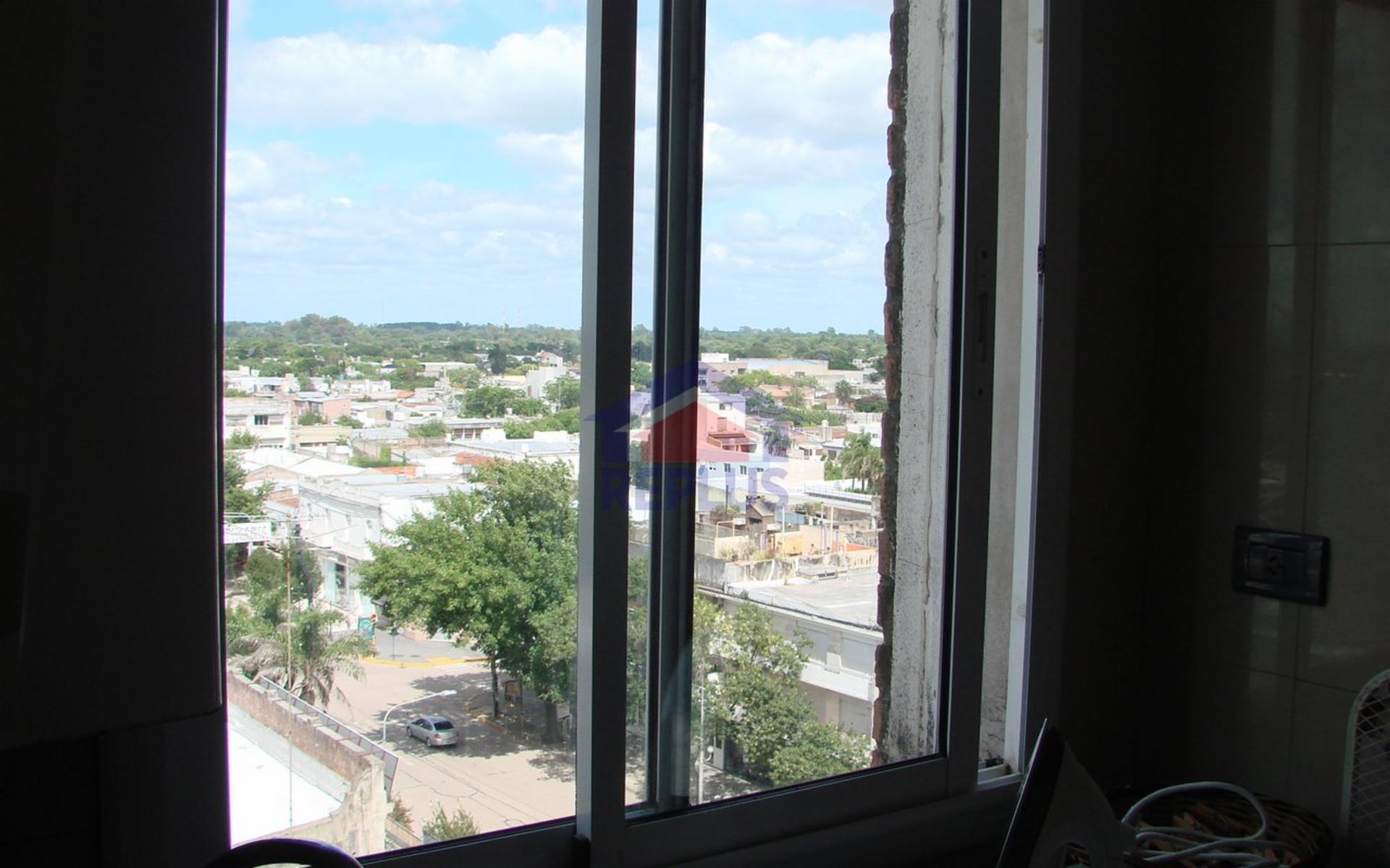 DEPARTAMENTO EN VENTA EN LINCOLN - 45