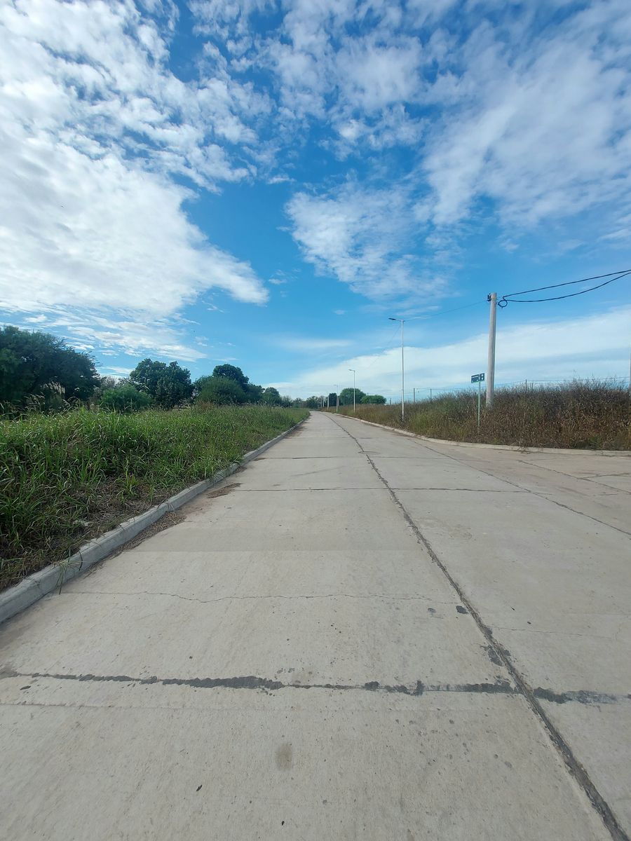 Vendo lotes con entrega y financiación en pesos. Altos del Este, SanBenito, Entre Ríos — foto 3