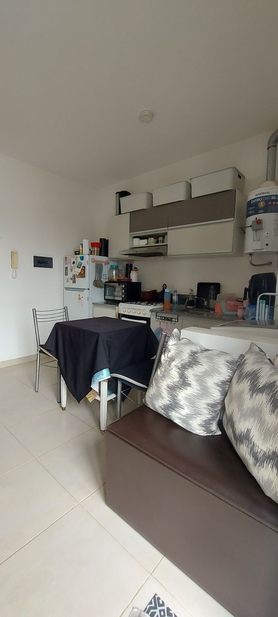 Mono ambiente en venta, alquilado. Paraná - 5