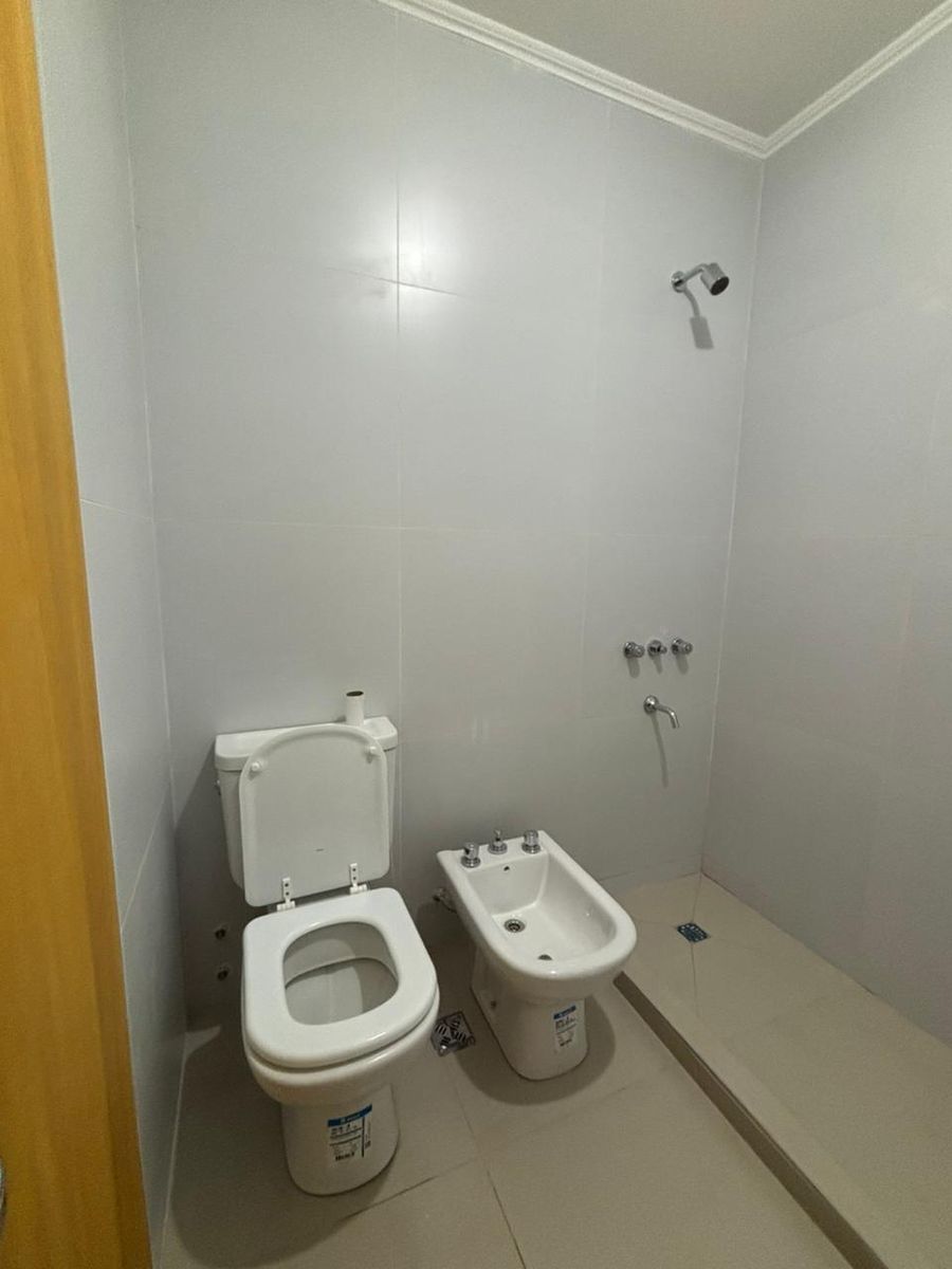 Vendo Duplex a estrenar, excelente zona. 3 dormitorios — foto 6