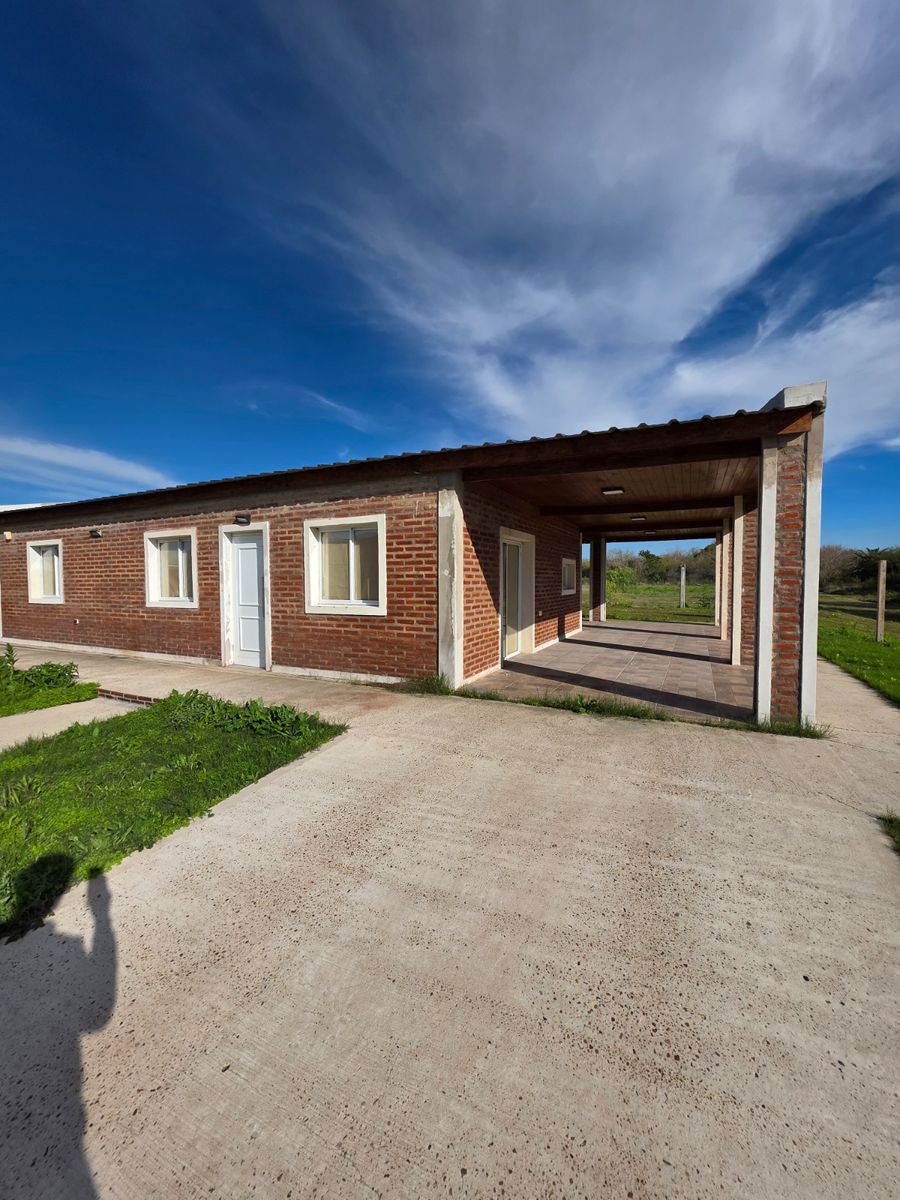 Casa en Oro Verde, 2 dormitorios gran lote — foto 4