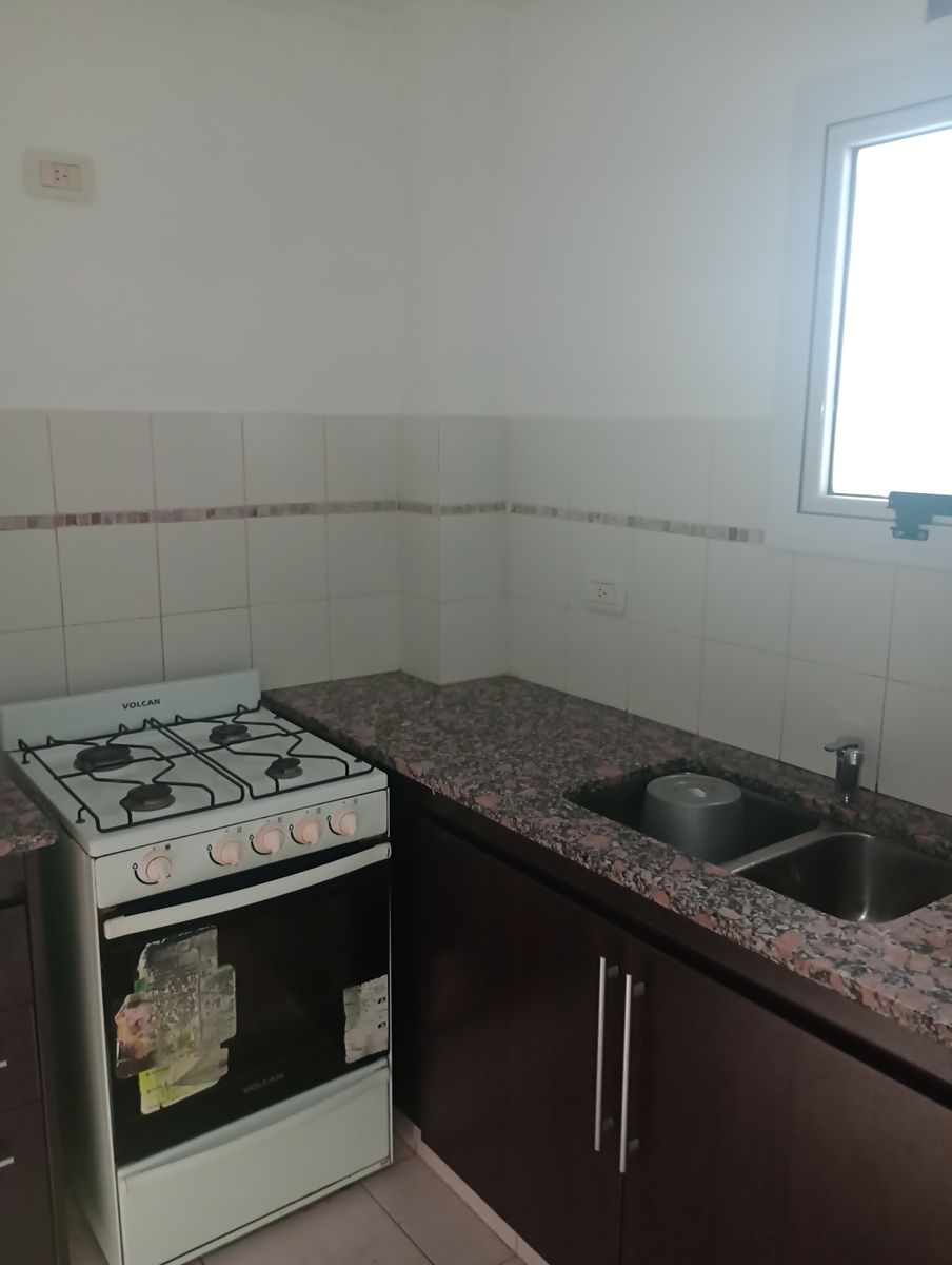 Alquiler departamento 1 dormitorio calle 3 y 63 - 3