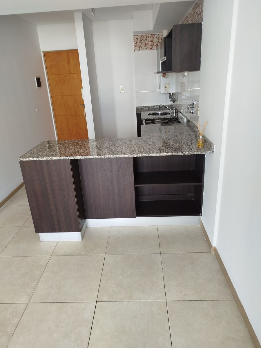 ALQUILER . SAN JUAN Y RODRIGUEZ. SEMPISO 1 DORMITORIO 47 m2. — foto 6