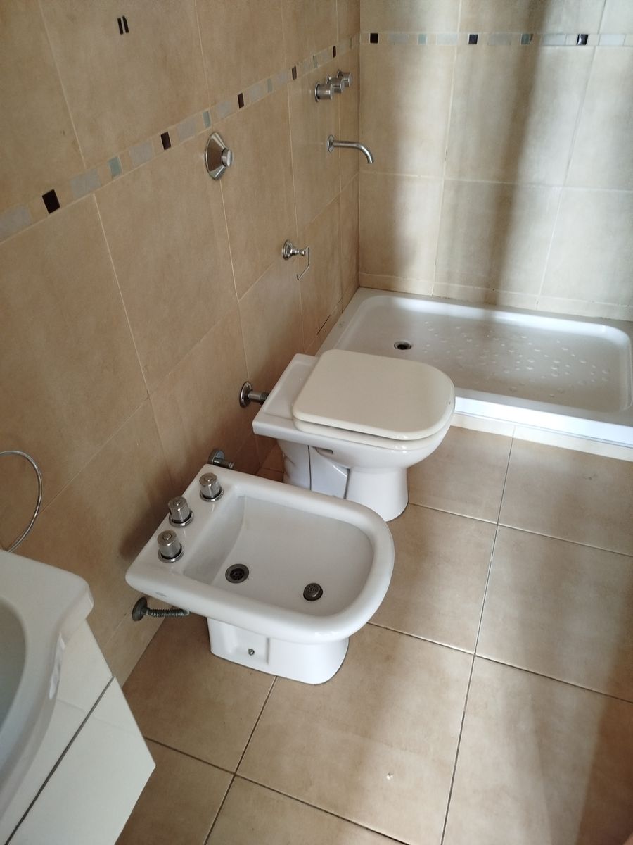 ALQUILER . SAN JUAN Y RODRIGUEZ. SEMPISO 1 DORMITORIO 47 m2. — foto 14