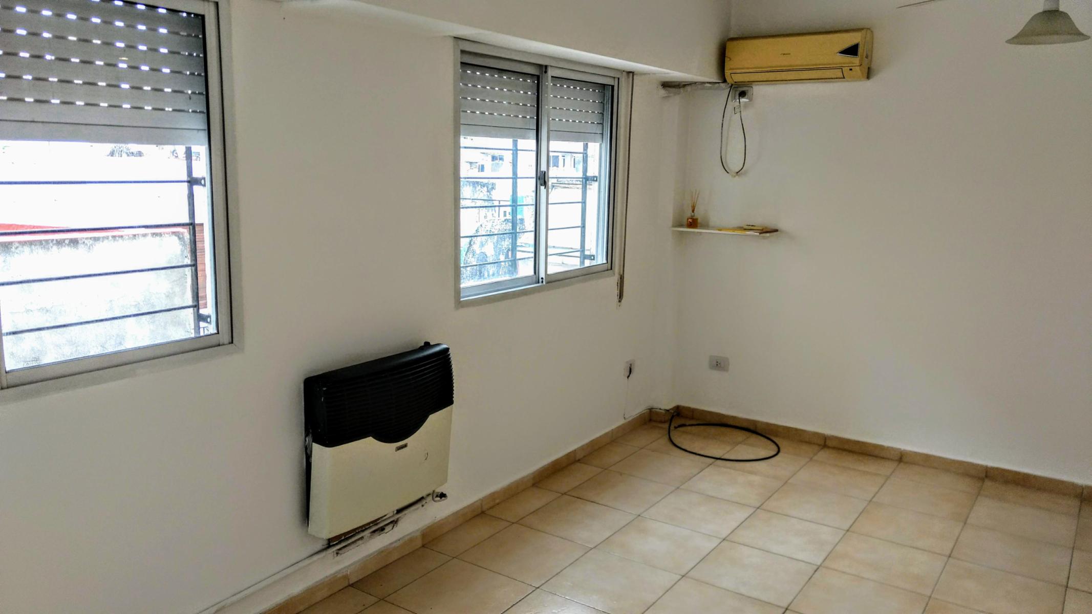 VENTA - RIOJA 2823 - DEPARTAMENTO 1 DORMITORIO - ALQUILADO HASTAAGOSTO 2027 - 43m2 — foto 3