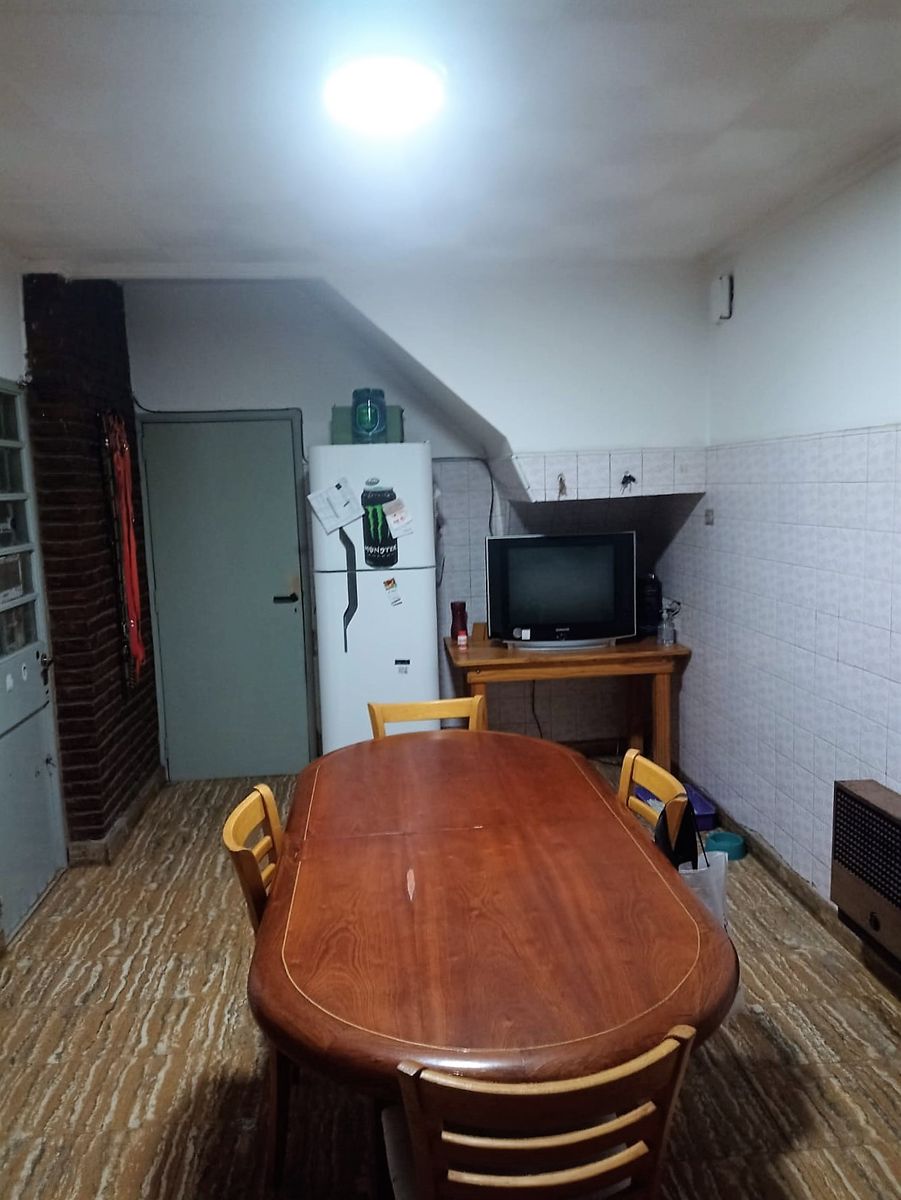 VENTA - PERMUTA - DR. RIVAS 1679 CASA 3 DORMITORIOS GARAGE PATIO 140m2. LOCAL COMERCIAL — foto 7