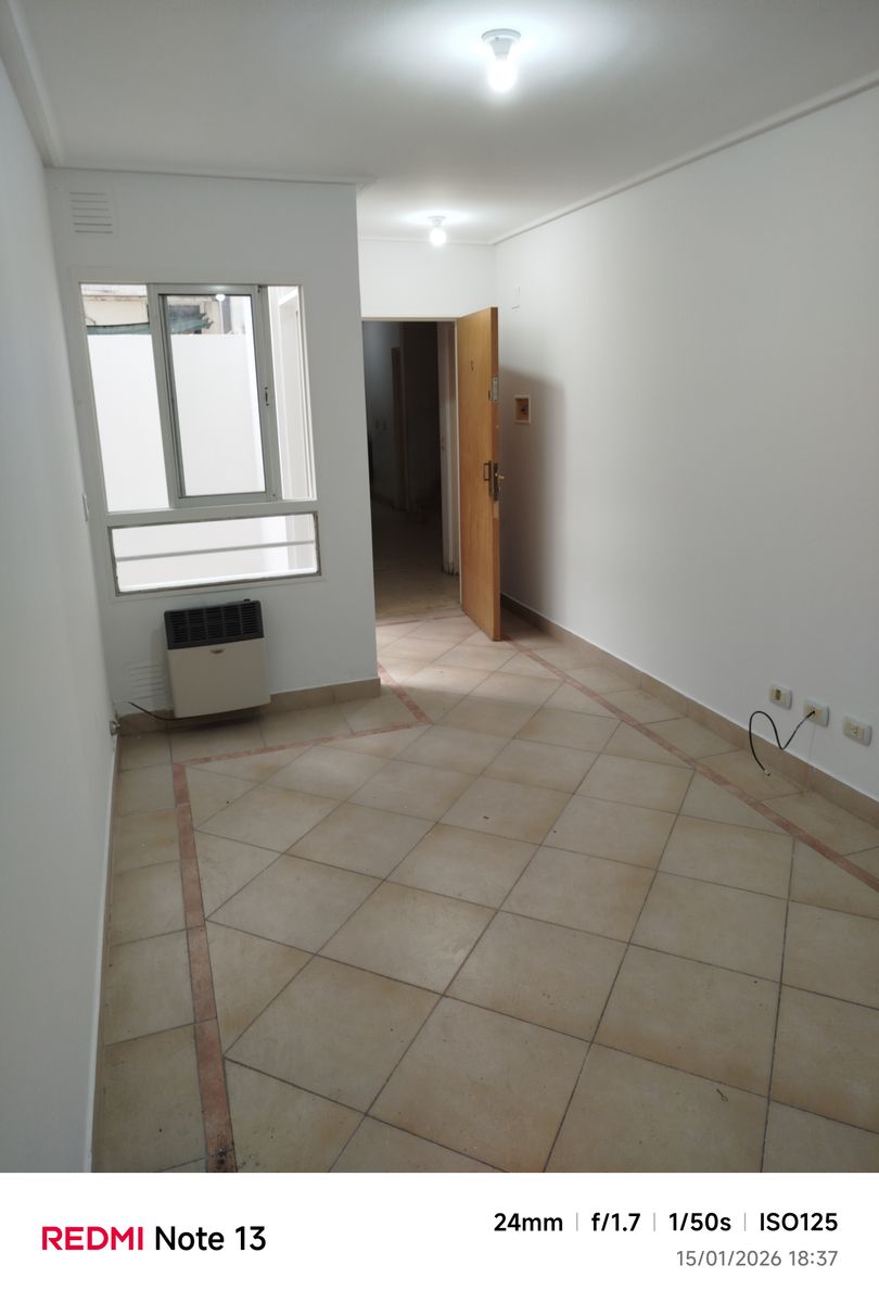 ALQUILER SAN JUAN 2670 PLANTA BAJA CON PATIO