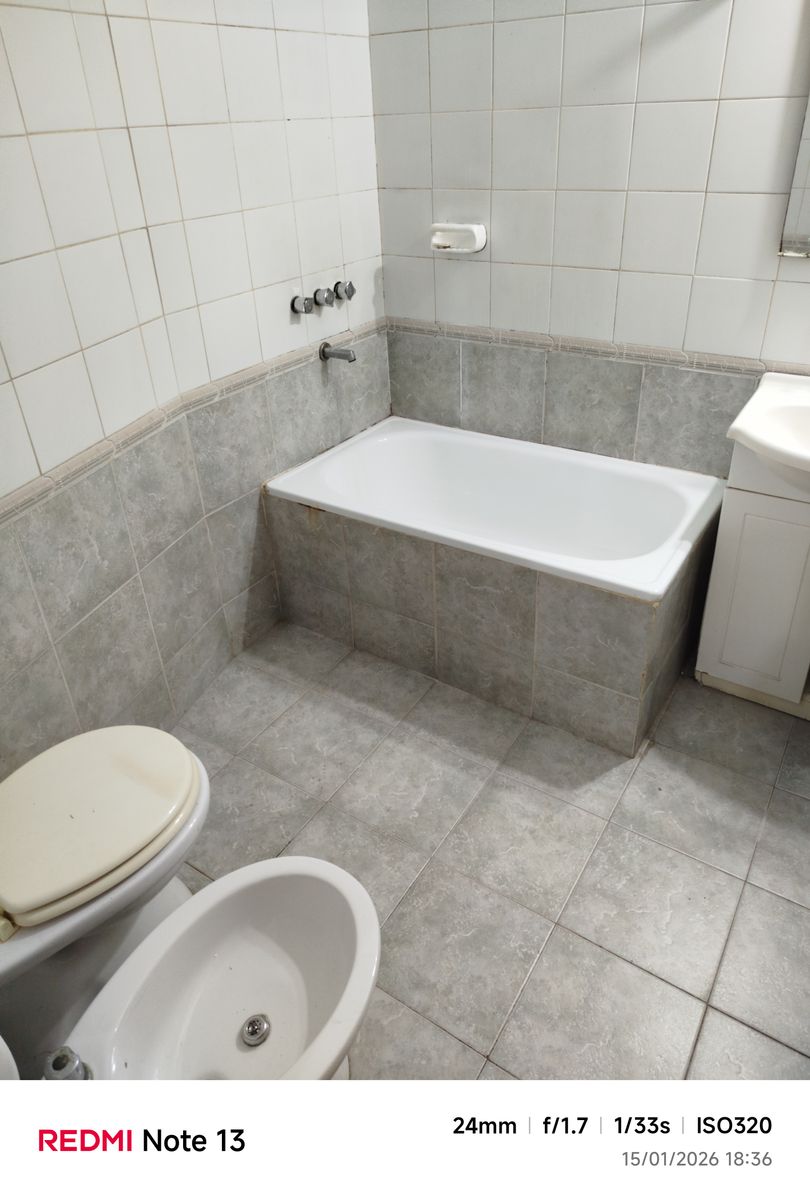 ALQUILER SAN JUAN 2670 PLANTA BAJA CON PATIO — foto 5
