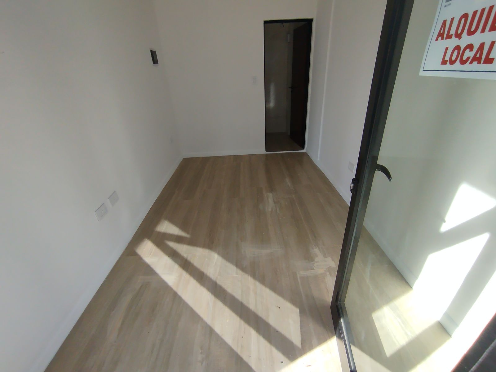 Alquiler - Local - Corrientes 2509 15m2 - 14