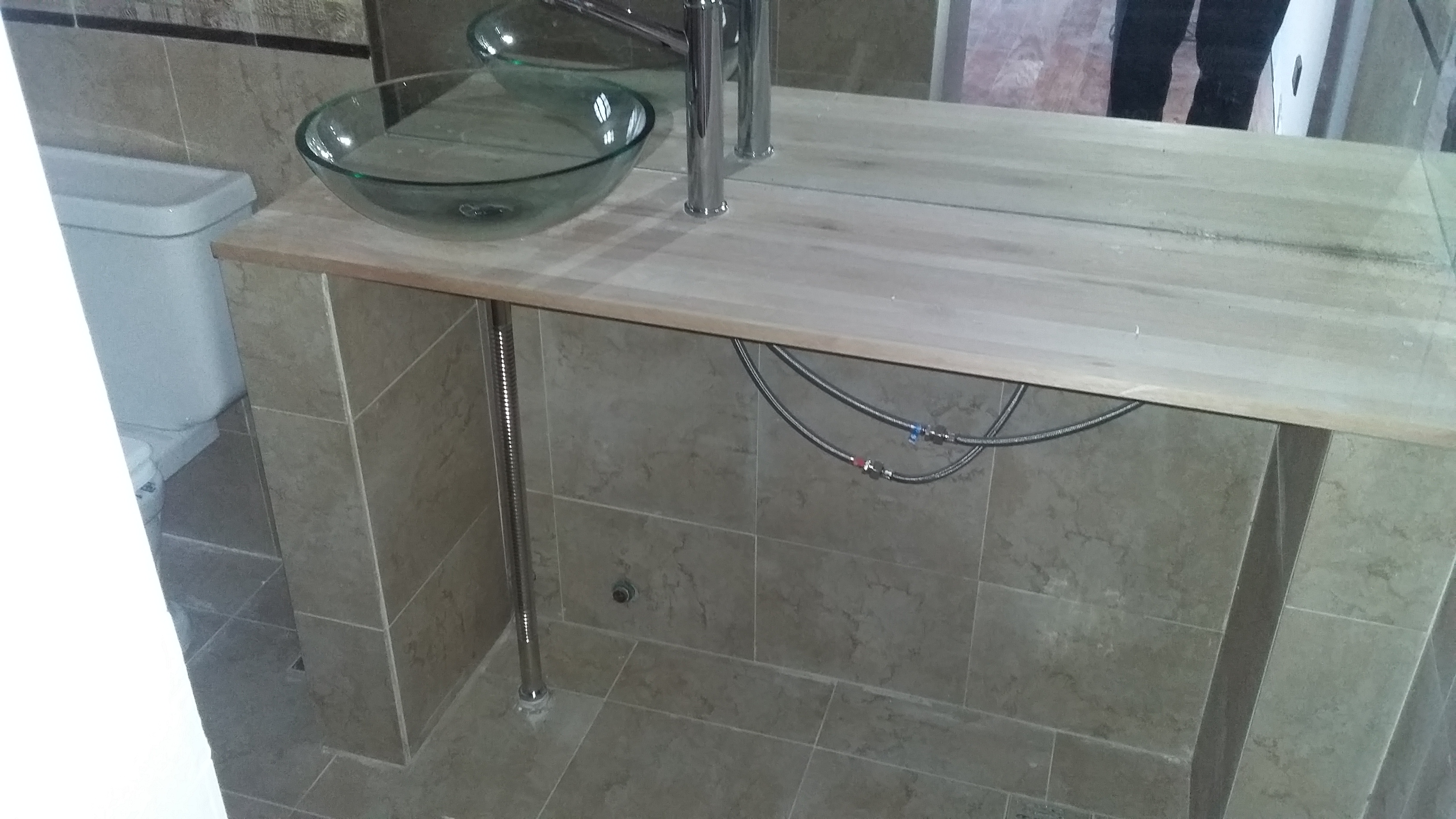 ALQUILER - INTERNA ÚNICA 4 DORMITORIOS - 220 m2 - JARDÍN Y PARRILLERO - 12