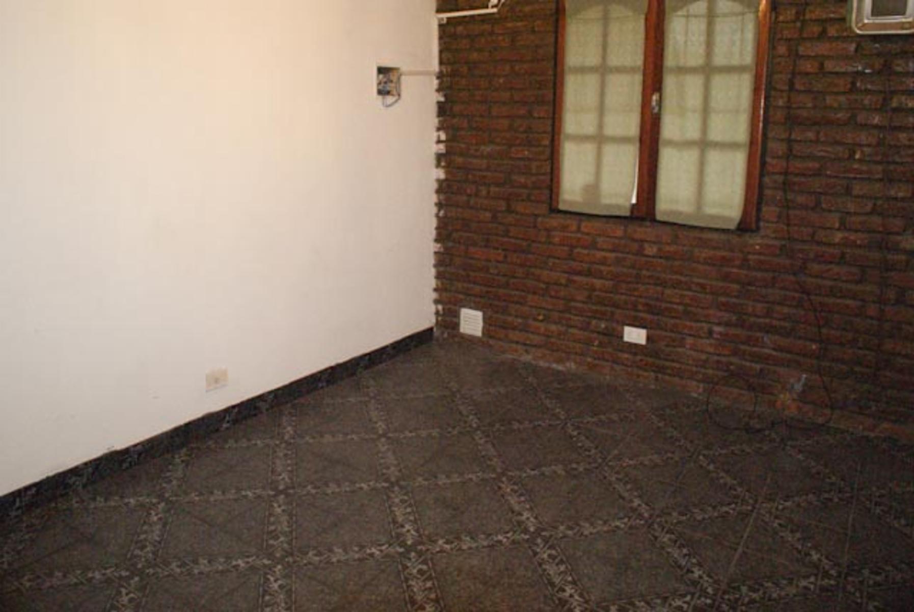 Casa de tres ambientes a la venta en San Miguel — foto 10