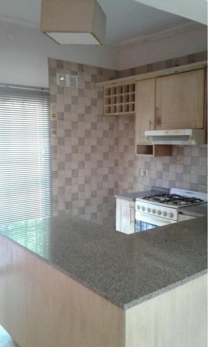 Casa de tres ambientes a la venta en San Miguel, APTO CREDITO — foto 2