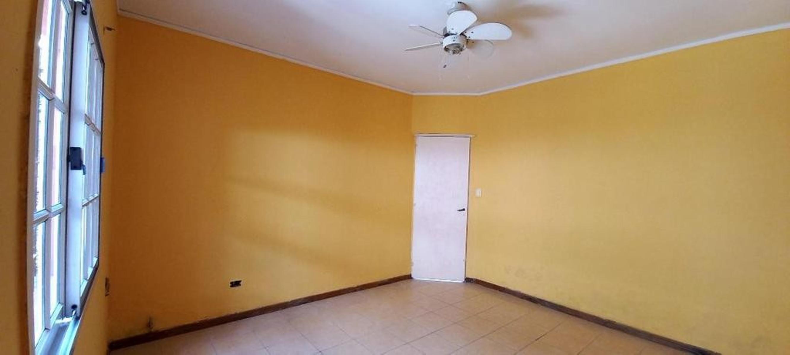 Casa de tres ambientes a la venta en San Miguel, APTO CREDITO — foto 14
