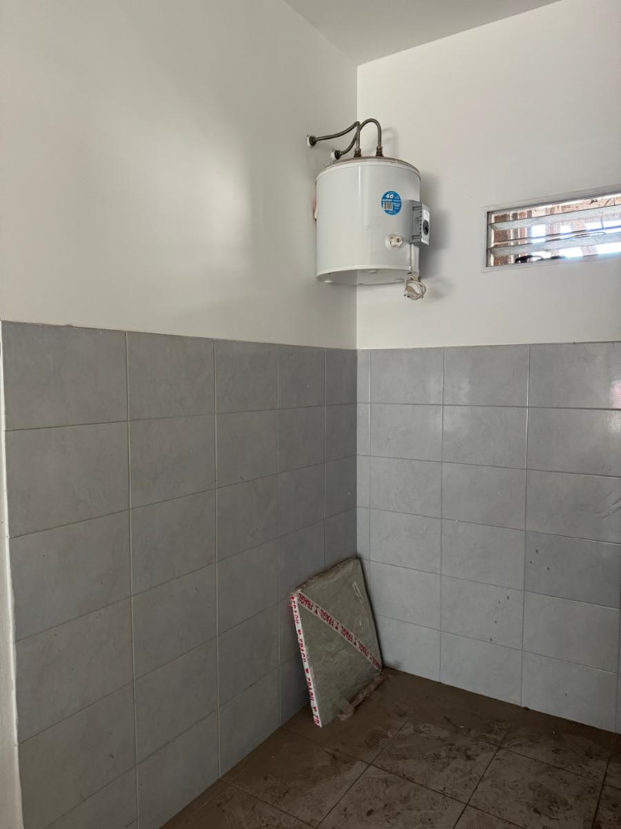 Excelente local con muy buena ubicación - 5