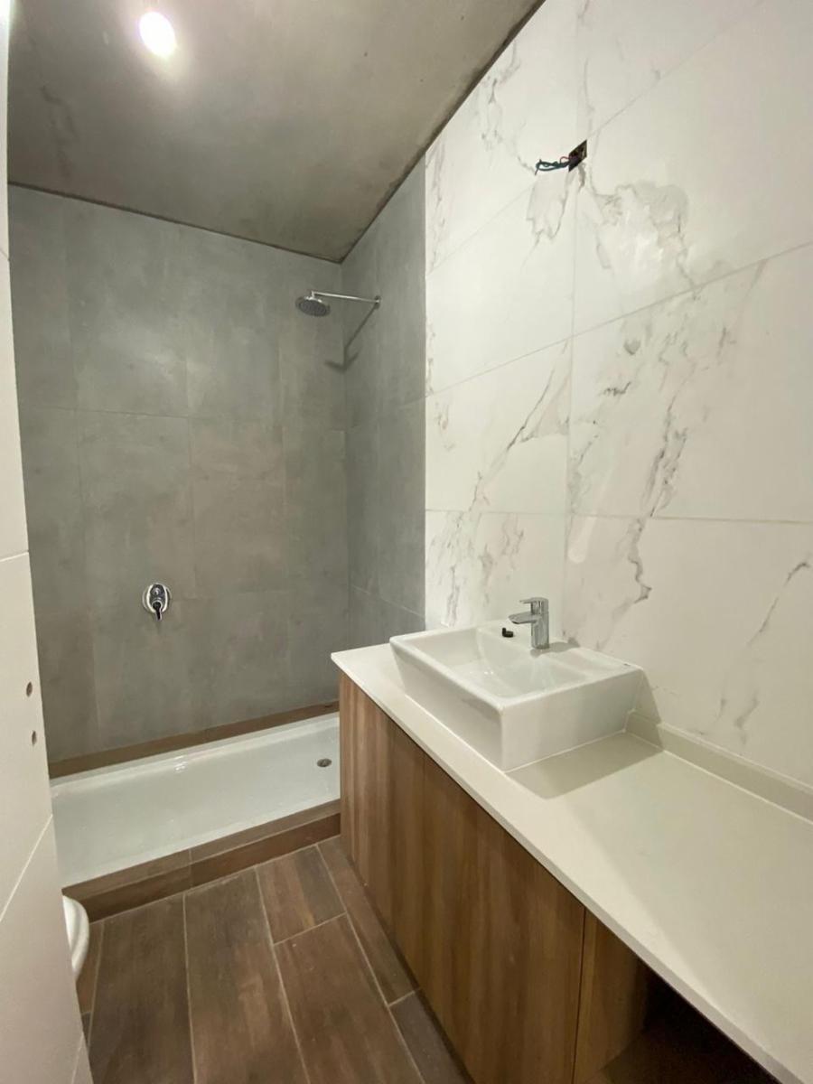 Casa en venta en Bella Vista con pileta. — foto 2