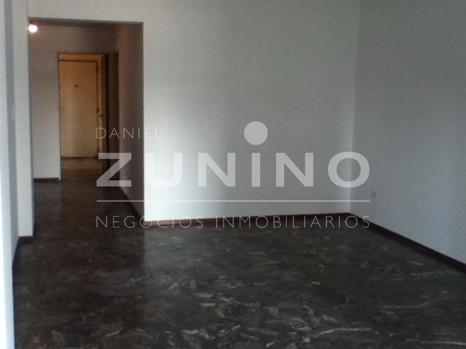 Departamento de cuatro ambientes a la venta en San Miguel — foto 3