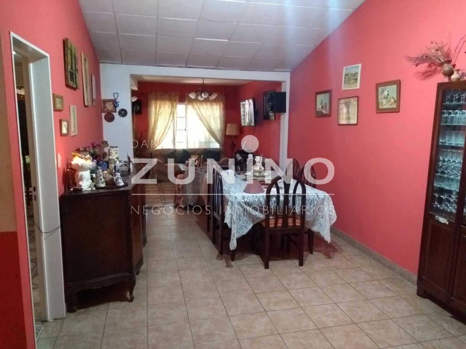 Casa de cuatro ambientes a la venta en José C Paz — foto 2