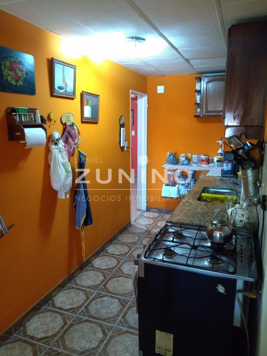 Casa de cuatro ambientes a la venta en José C Paz — foto 5