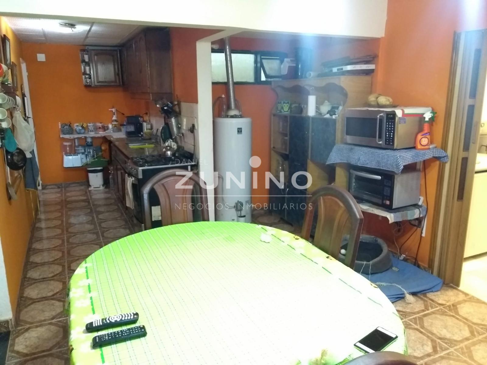 Casa de cuatro ambientes a la venta en José C Paz — foto 8