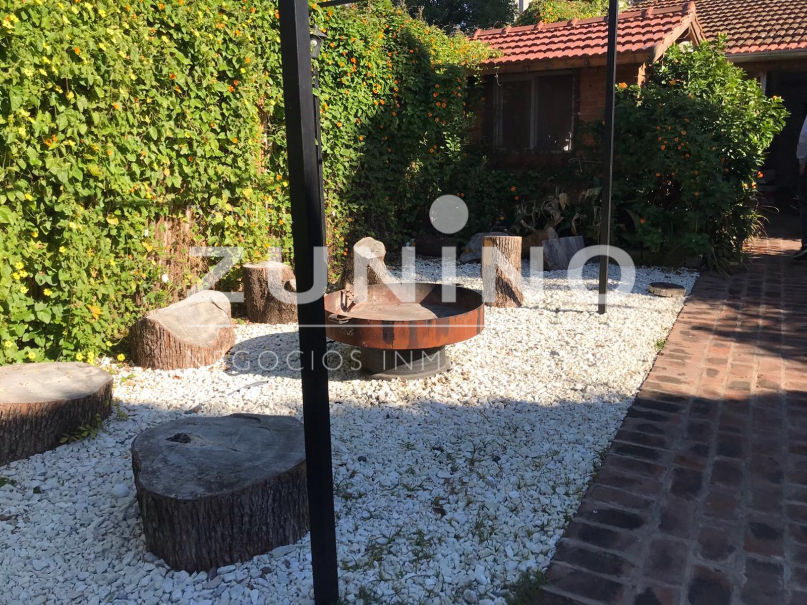 Casa de cuatro ambientes a la venta en Muñiz — foto 3