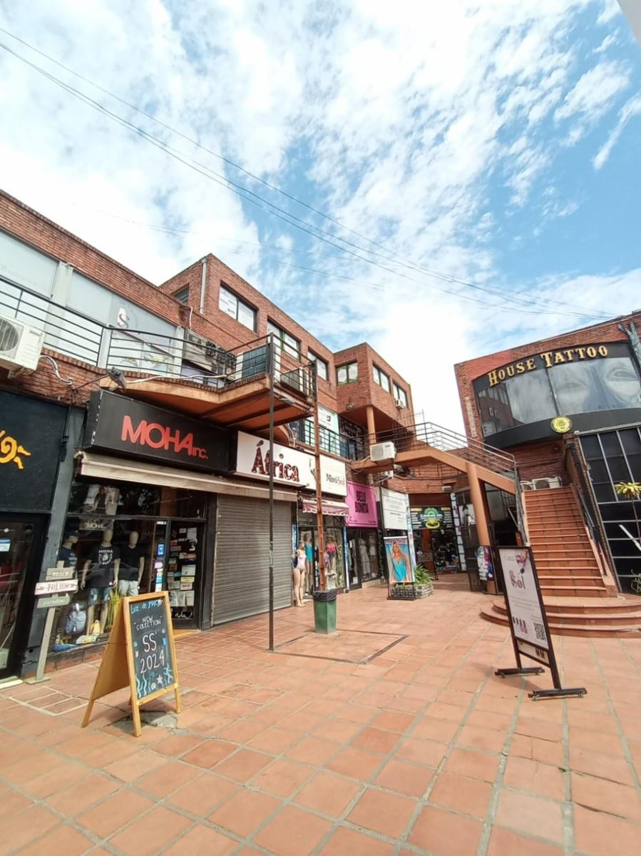 Local dentro de Paseo Belgrano en venta — foto 4