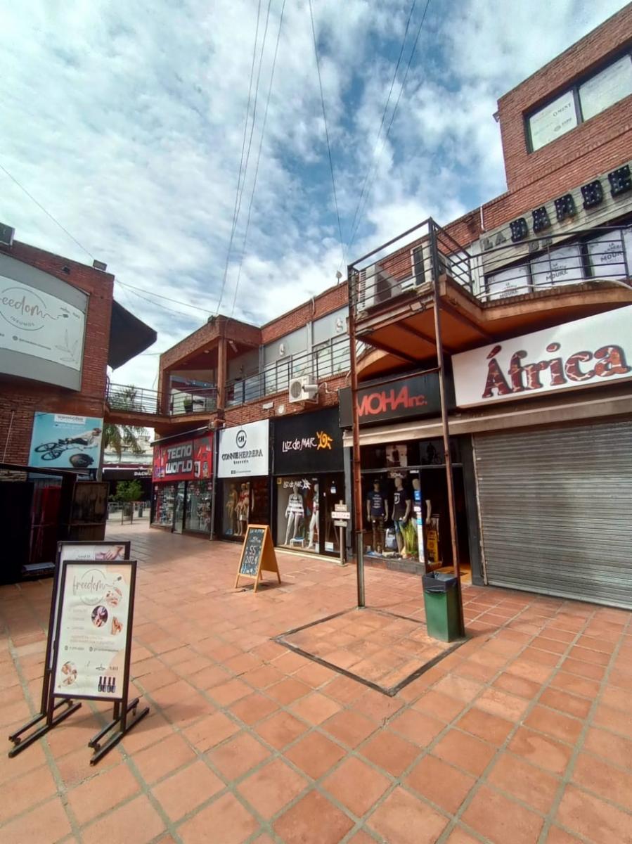 Local dentro de Paseo Belgrano en venta — foto 7