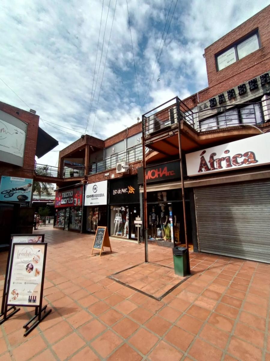 Local dentro de Paseo Belgrano en venta — foto 8