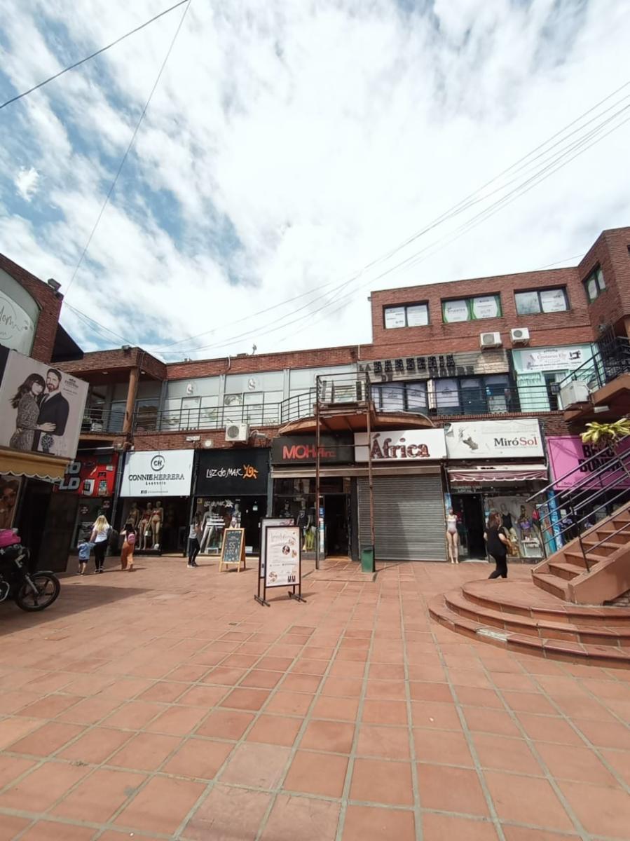 Local dentro de Paseo Belgrano en venta — foto 11