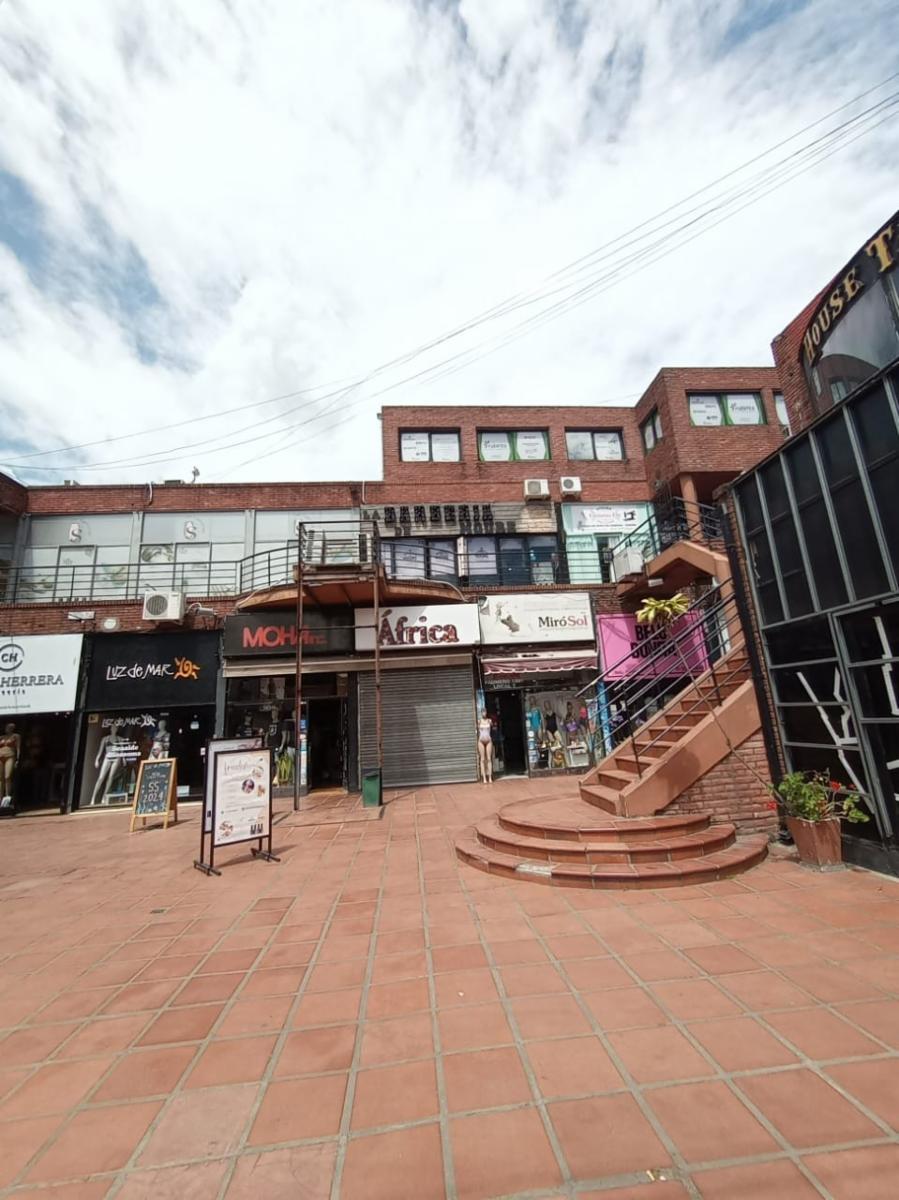 Local dentro de Paseo Belgrano en venta — foto 14
