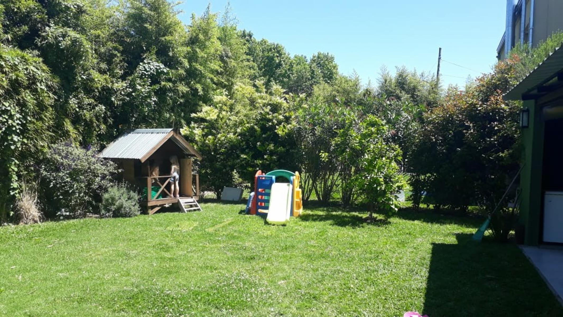 Casa dentro del barrio, Gran Roble — foto 13